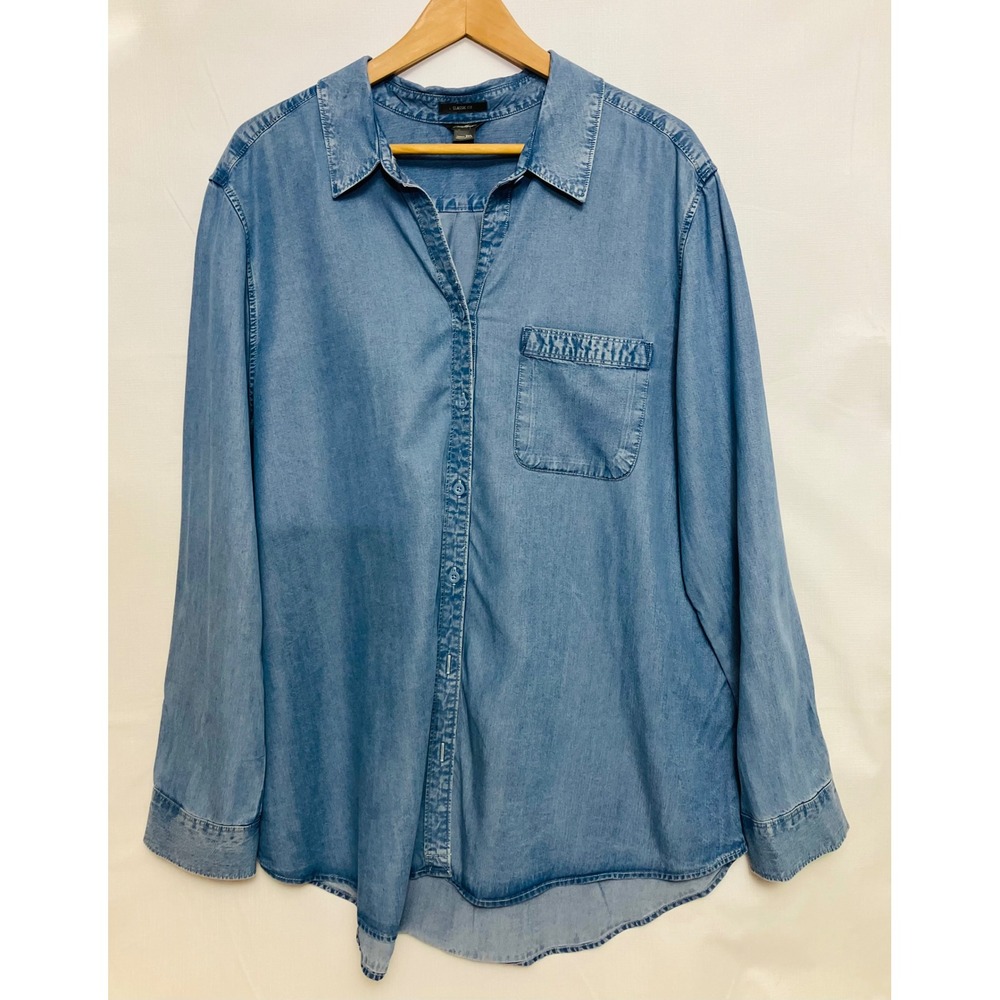Eddie Bauer Denim Shirt Womens 2XL Blue Excellent Classic Fit Chambray Button Up